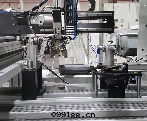 柔性(xìng)輸送带(dài)自動(dòng)化(huà)物(wù)流整體(tǐ)解決方(fāng)案(àn)